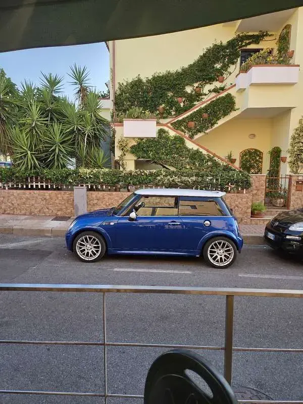 Usata Mini Cooper S 170 CV (125 kW) 2005 Bluazzurro Utilitaria