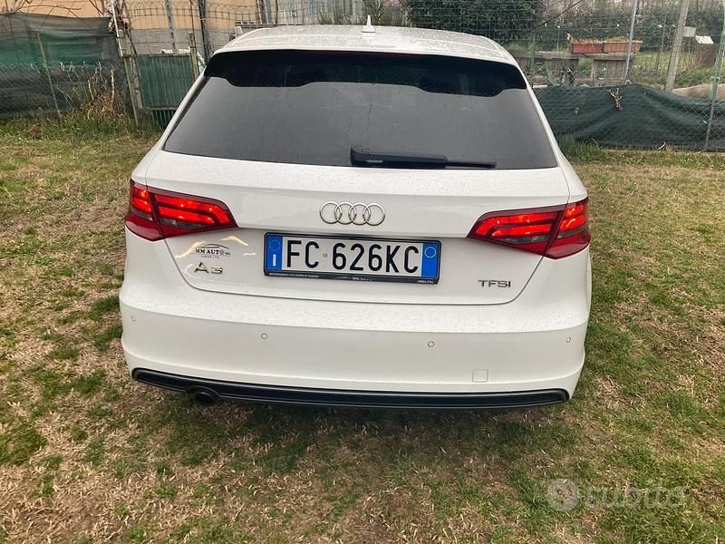 Usata Audi A3 Ambition 110 CV (80 kW) 2015 Berlina