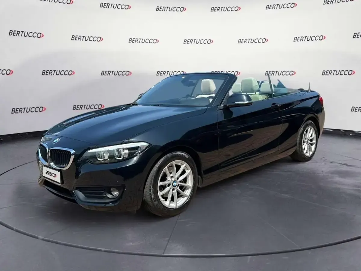 Usata BMW 218 Advantage 150 CV (110 kW) 2018 Nero Cabrio