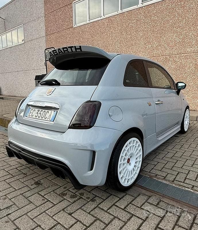 Usata Abarth 500 135 CV (99 kW) 2010 Grigio Berlina