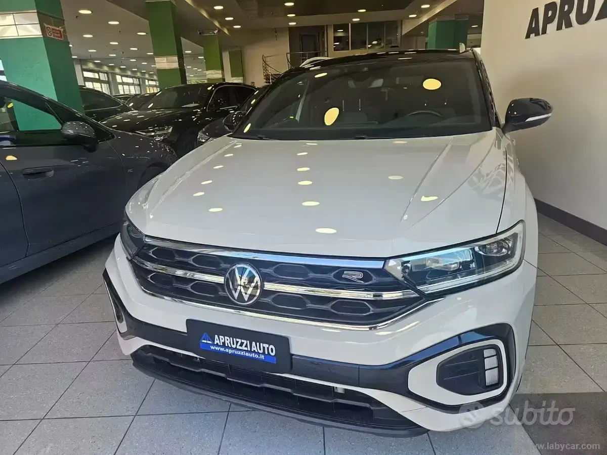 Usata VW T-Roc R-line 150 CV (110 kW) 2023 Beige SUV