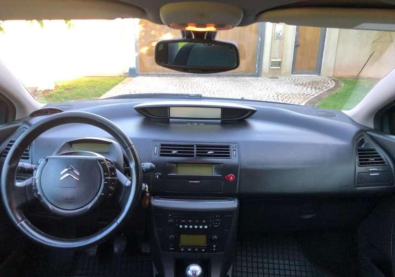 Brugt Citroën C4 Elegance 90 HK (66 kW) 2006 Sedan