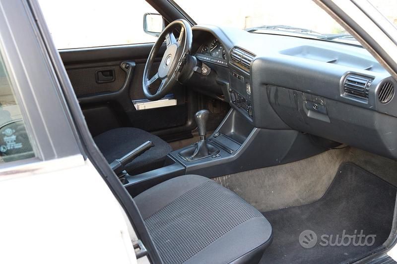 Usata BMW 320 Efficient Dynamics 126 CV (92 kW) 1987 Bianco Berlina