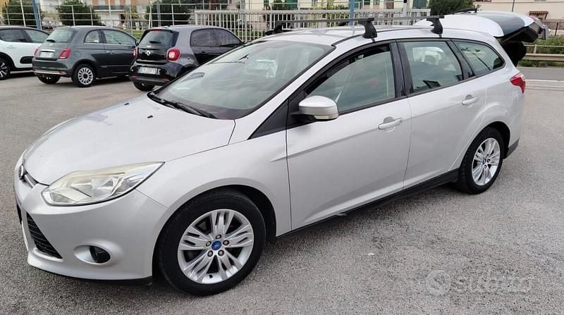 Usata Ford Focus Business Edition 115 CV (84 kW) 2014 Grigio Station wagon