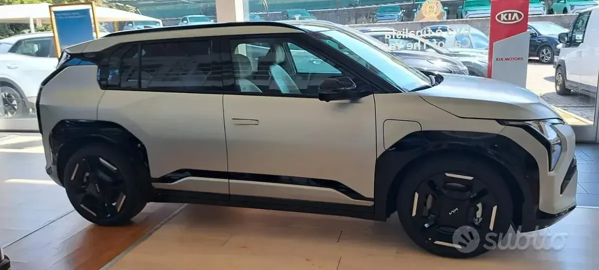 Nuova Kia EV3 GT-Line 50 kW (68 CV) 2026 Beige SUV