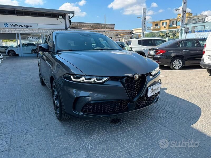 Grigio Usata 2024 Alfa Romeo Tonale Veloce SUV | 31.990 € (Molto cara) - Immagine 1/4