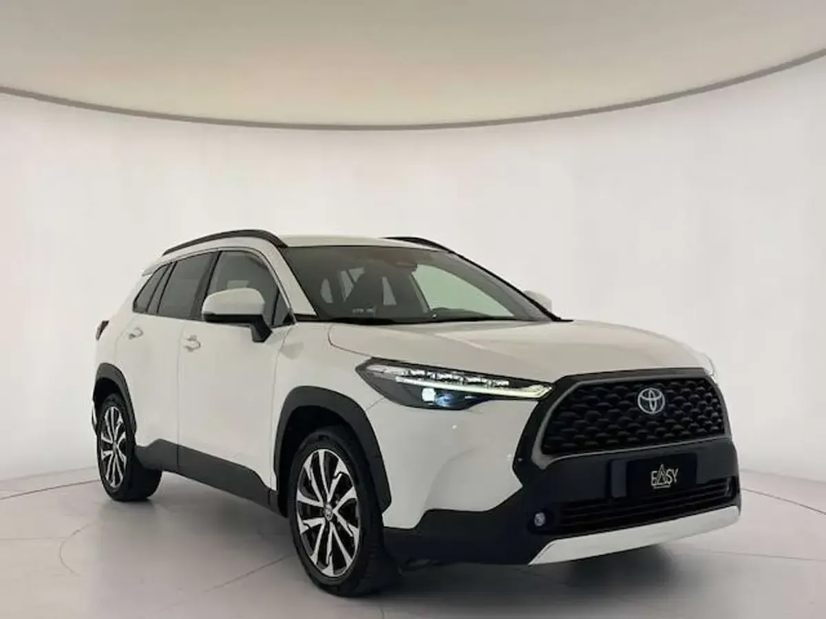Usata Toyota Corolla Cross Trend 152 CV (111 kW) 2023 Bianco SUV