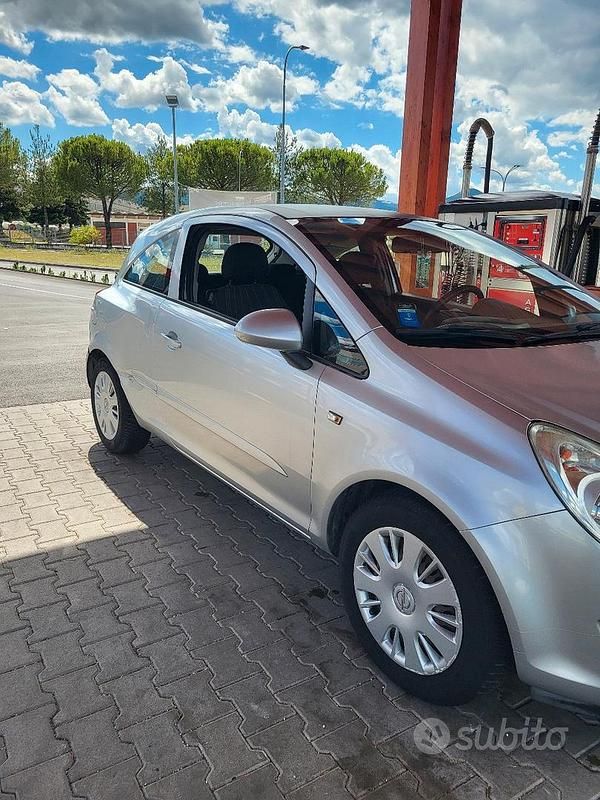 Usata Opel Corsa 75 CV (55 kW) 2008 Grigio Utilitaria