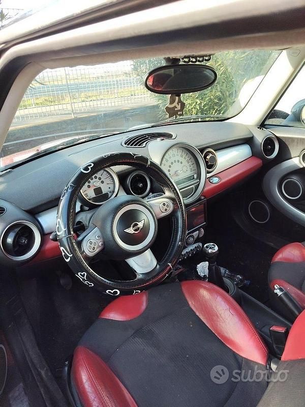 Usata Mini Cooper 120 CV (88 kW) 2006 Utilitaria