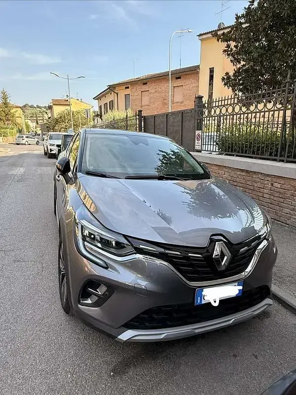 Usata Renault Captur Intens 94 CV (69 kW) 2024 SUV