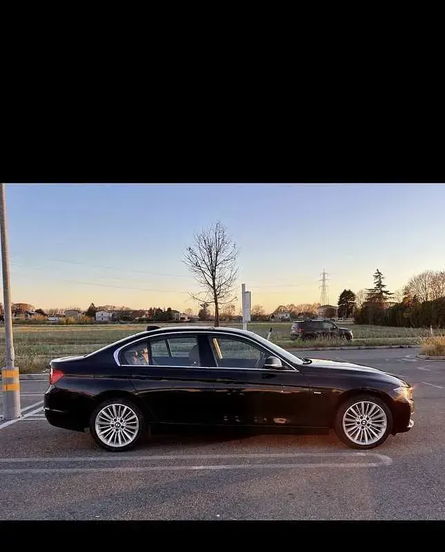 Usata BMW 320 184 CV (135 kW) 2012 Berlina