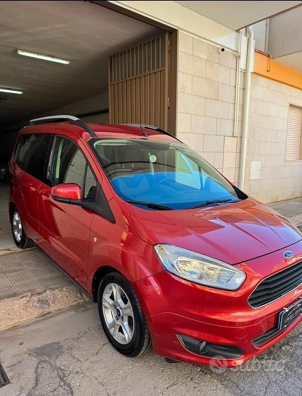 Usata Ford Transit Trend 76 CV (55 kW) 2014 Arancione Furgone