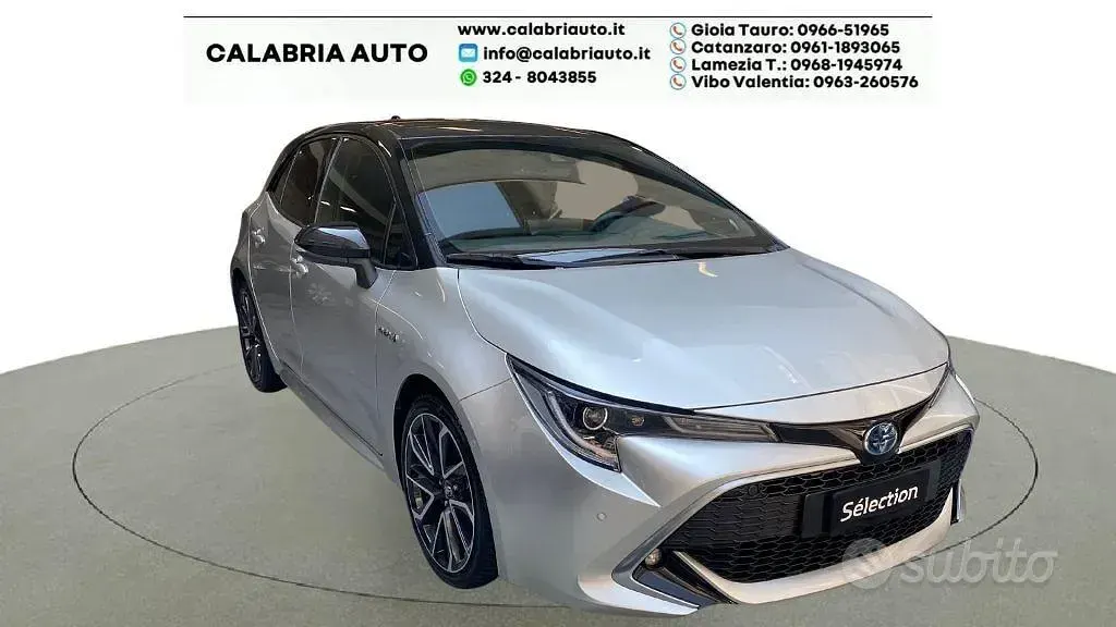 Usata Toyota Corolla Lounge 152 CV (111 kW) 2019 Grigio Berlina