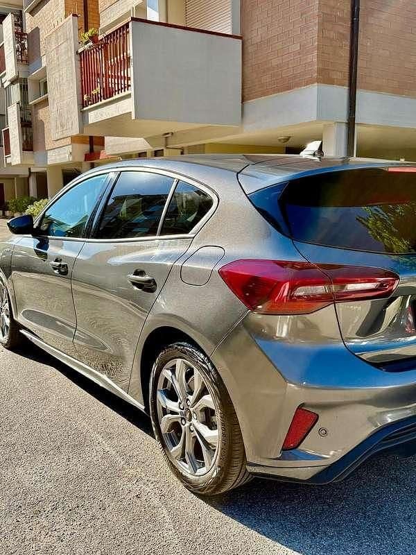 Occasion Ford Focus ST-Line 125 ch (91 kW) 2023 Noir Berline