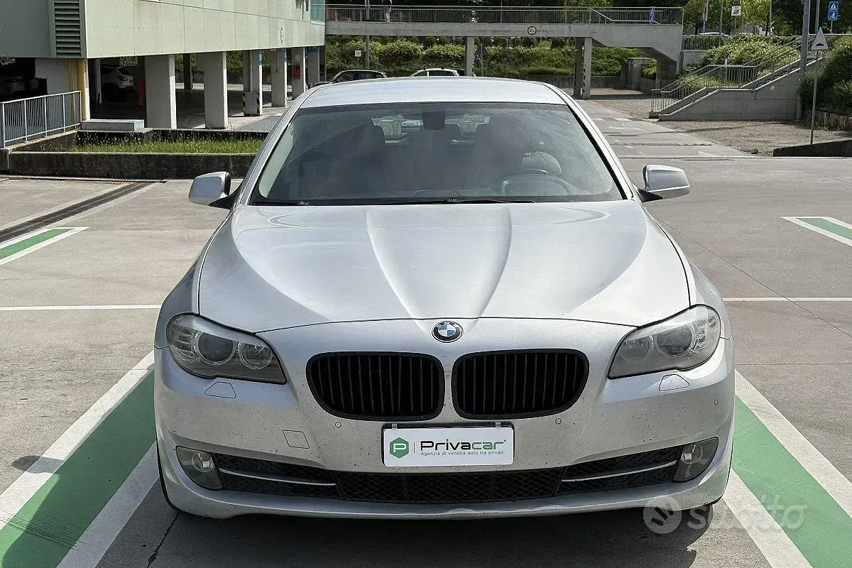 Usata BMW 530 258 CV (189 kW) 2012 Grigio Station wagon