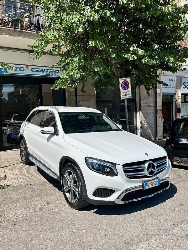 Usata Mercedes GLC250 Executive 204 CV (150 kW) 2016 Bianco SUV