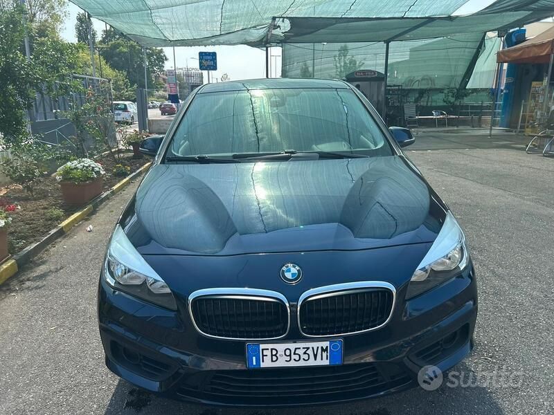 Usata BMW 214 95 CV (69 kW) 2015 Blu Monovolume