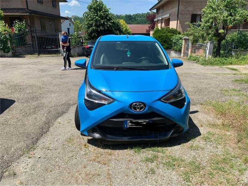 Usata 2020 Toyota Aygo Business Edition Due volumi | 8900 € (Super prezzo) - Immagine 1/4