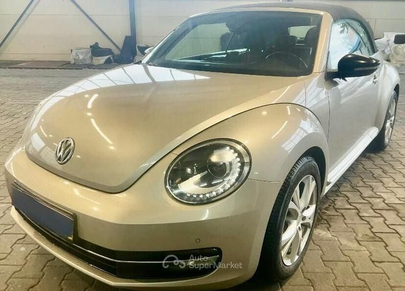 Usata VW Beetle Cabriolet 105 CV (77 kW) 2016 Beige Cabrio