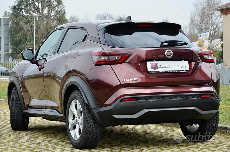 Usata Nissan Juke N-Connecta 117 CV (86 kW) 2020 Rosso SUV
