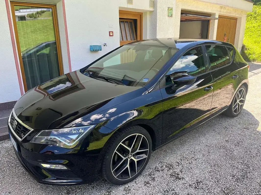 Usata Seat Leon FR 150 CV (110 kW) 2019 Nero Berlina