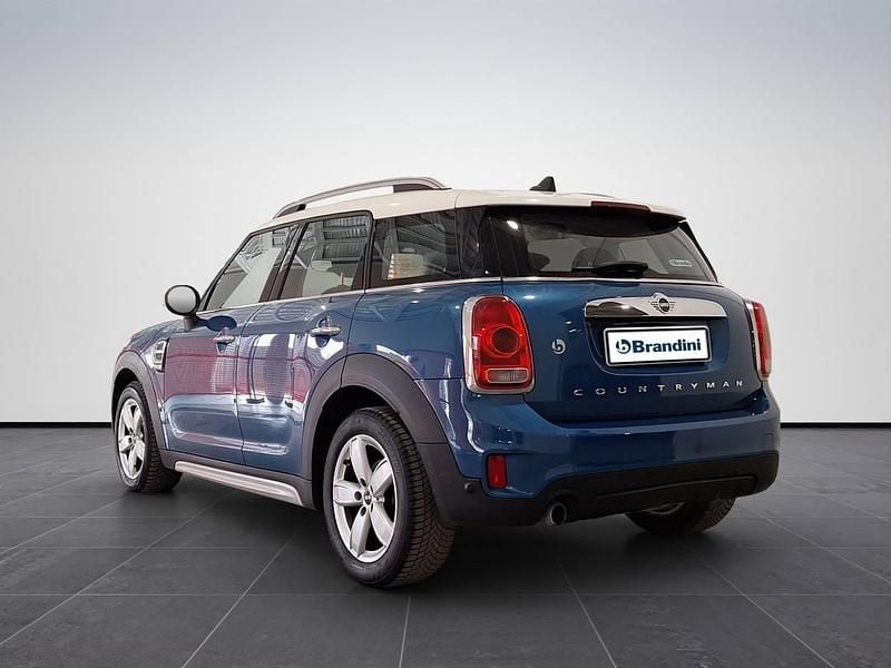 Usata Mini One D Countryman Business 116 CV (85 kW) 2019 Blu tetto bianco SUV