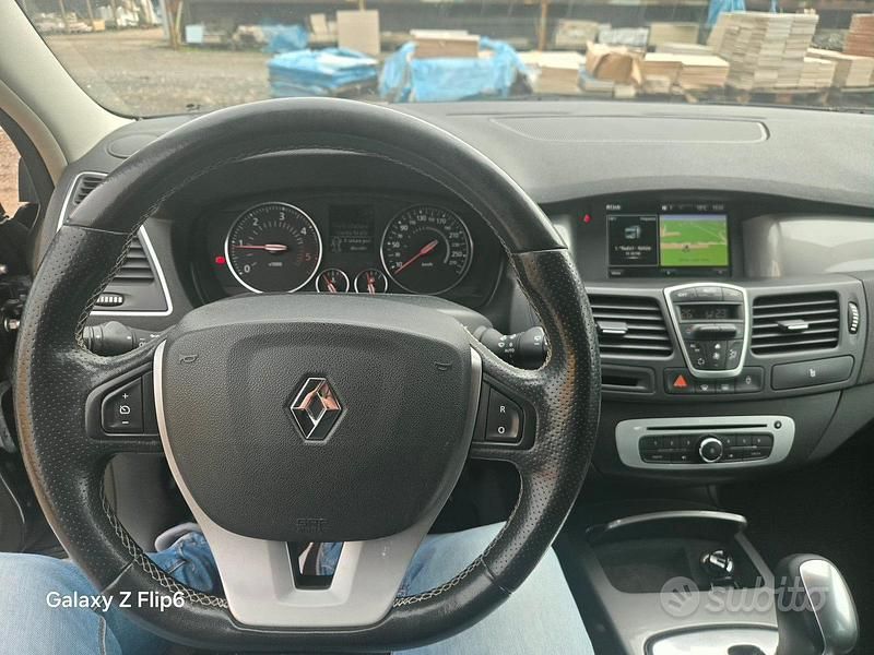 Usata Renault Laguna III 173 CV (127 kW) 2014 Nero Station wagon