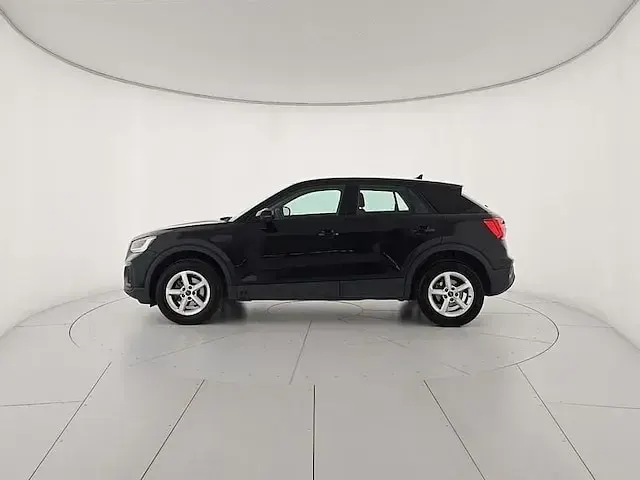 Usata Audi Q2 Business 110 CV (80 kW) 2024 Nero SUV
