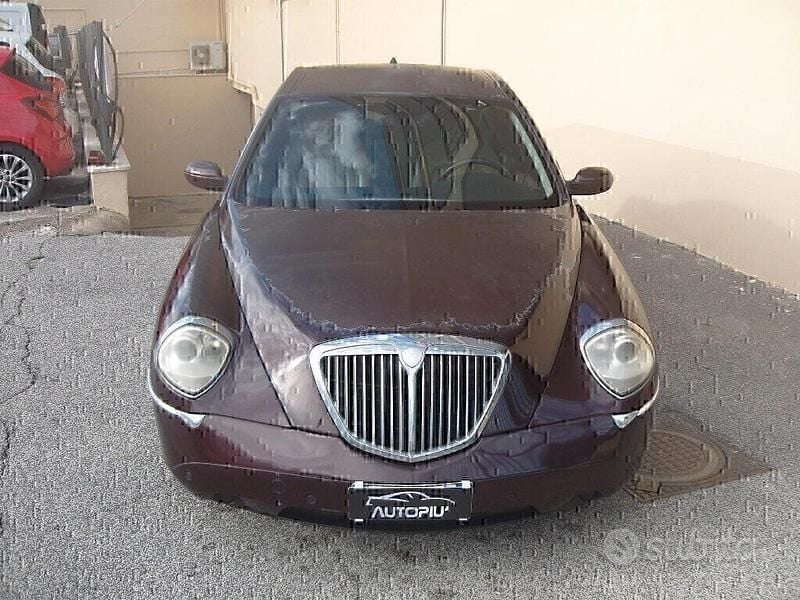 Usata Lancia Thesis 150 CV (110 kW) 2005 Marrone Berlina