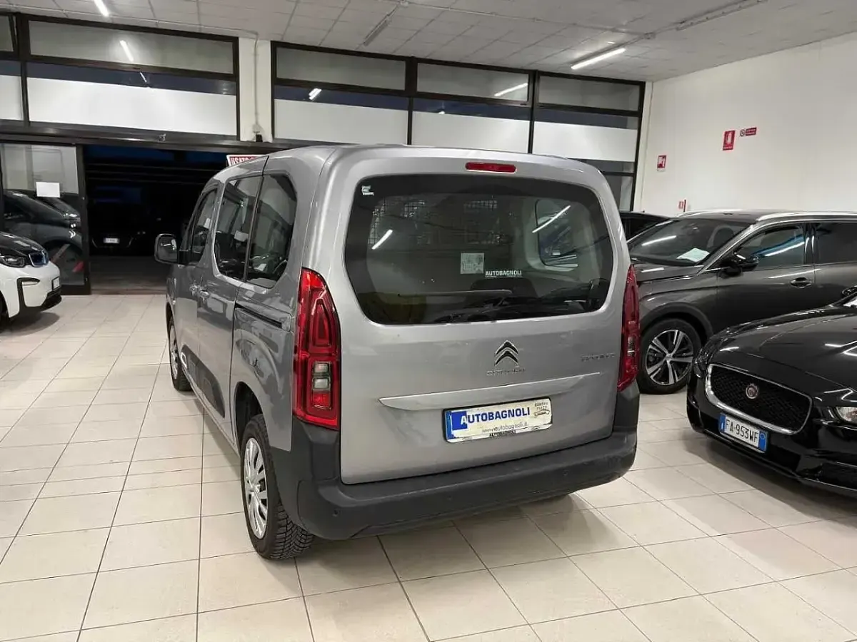 Usata Citroën e-Berlingo Feel 102 CV (75 kW) 2022 Gray Monovolume