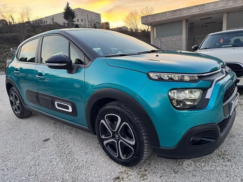Usata Citroën C3 Shine 101 CV (74 kW) 2022 Blu Utilitaria