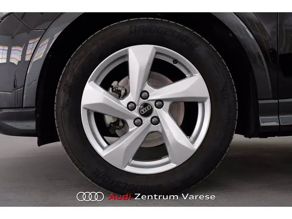Usata Audi Q3 Advanced 150 CV (110 kW) 1970 Nero SUV