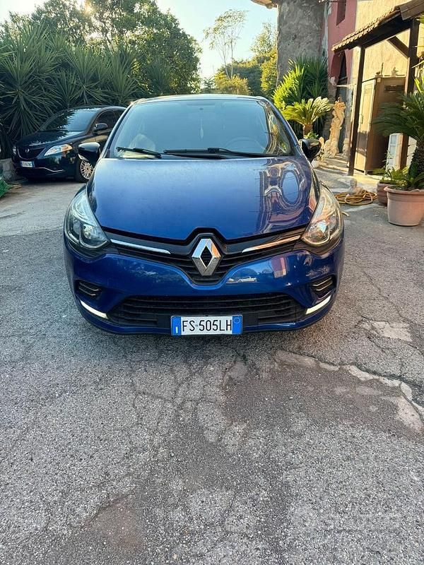 Usata Renault Clio IV 2018 Blu Utilitaria