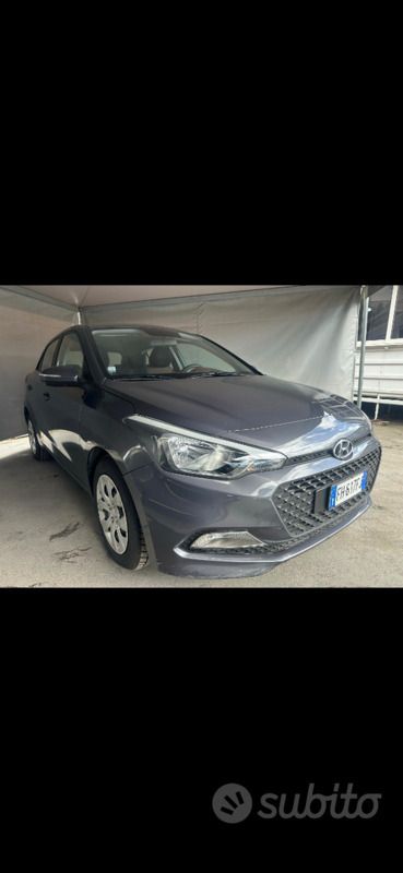 Usata Hyundai i20 75 CV (55 kW) 2017 Utilitaria