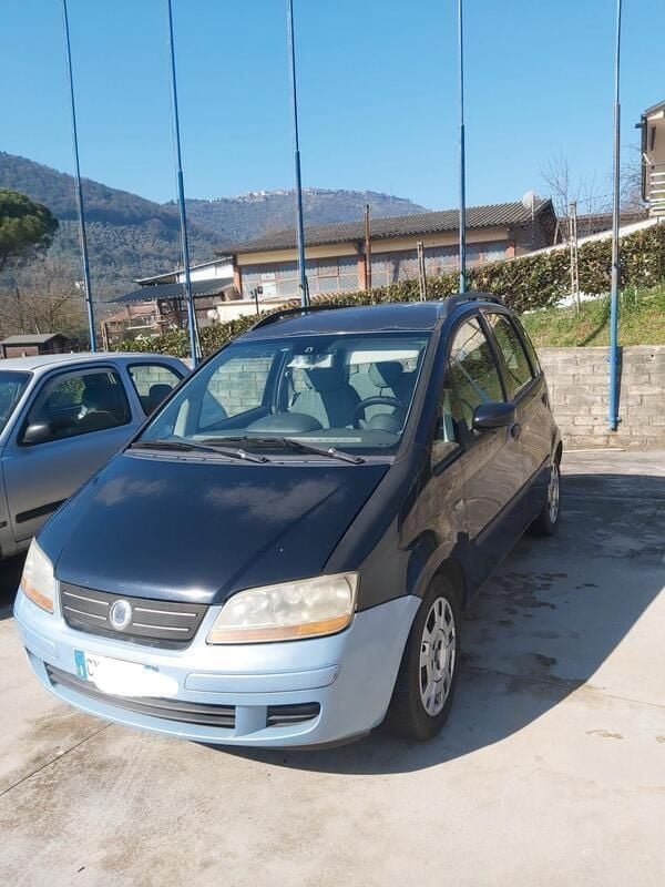 Usata Fiat Idea Dynamic 69 CV (50 kW) 2005 Nero Monovolume