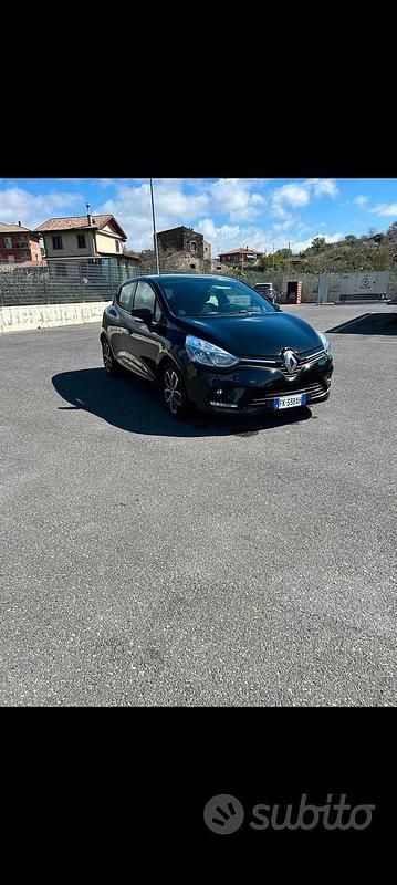 Usata Renault Clio IV 90 CV (66 kW) 2018 Berlina