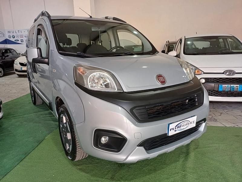 Usata Fiat Qubo Trekking 80 CV (58 kW) 2017 Grigio Monovolume