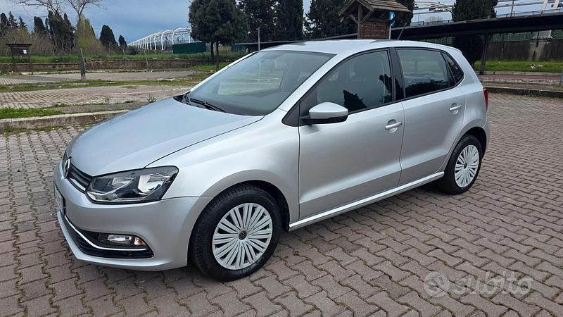Usata VW Polo Comfortline 74 CV (54 kW) 2015 Grigio Berlina