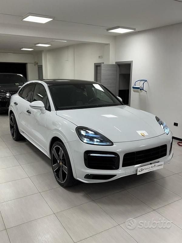 Usata Porsche Cayenne 549 CV (403 kW) 2020 Bianco SUV