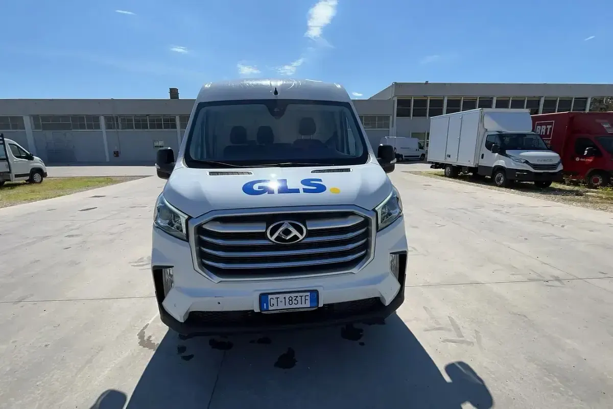 Usata Maxus V90 150 CV (110 kW) 2024 Blanc white Furgone