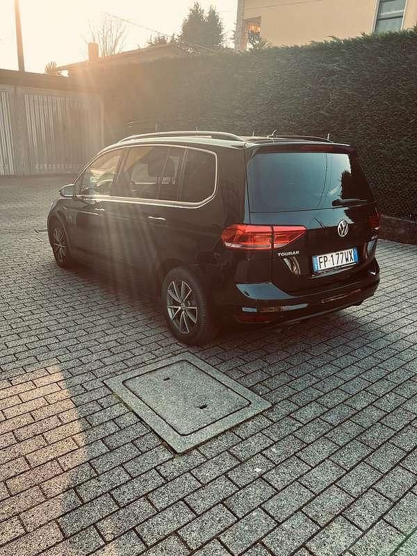 Usata VW Touran Highline 140 CV (102 kW) 2018 Monovolume