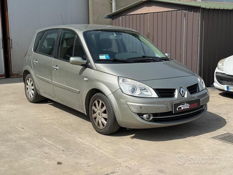 Usata Renault Scénic II Exception 106 CV (77 kW) 2007 Grigio Monovolume
