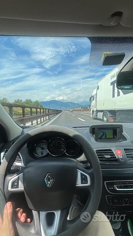 Usata Renault Mégane GT Line GT-Line 110 CV (80 kW) 2011 Bianco Berlina