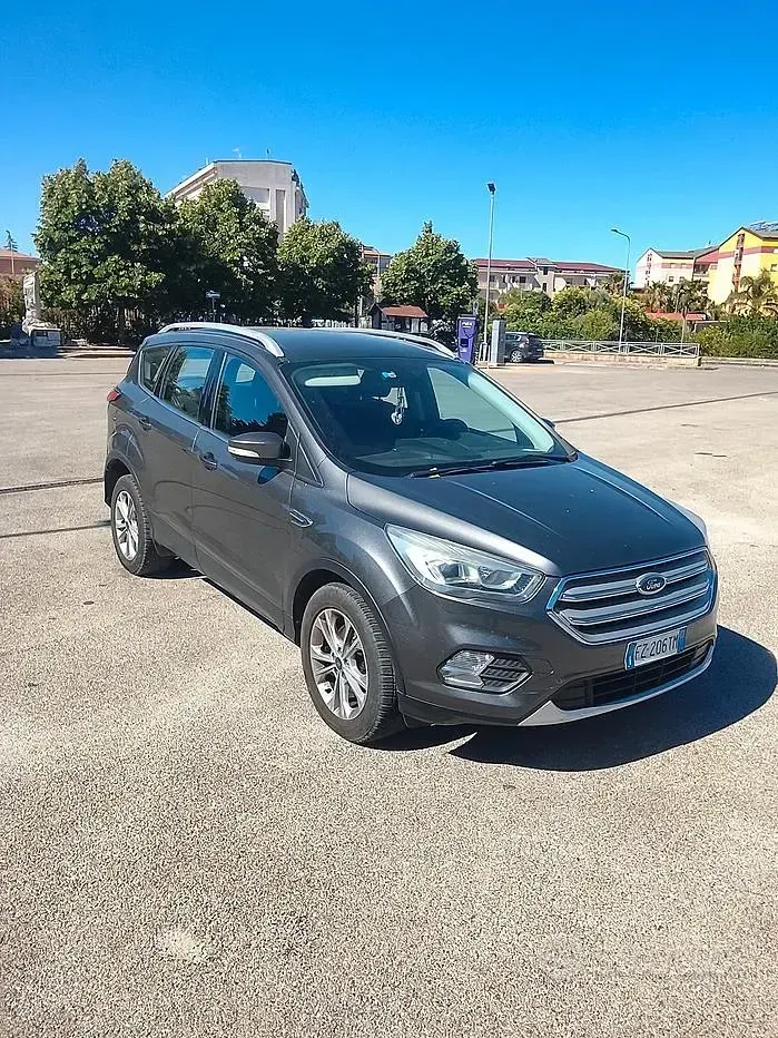Usata Ford Kuga 120 CV (88 kW) 2020 SUV