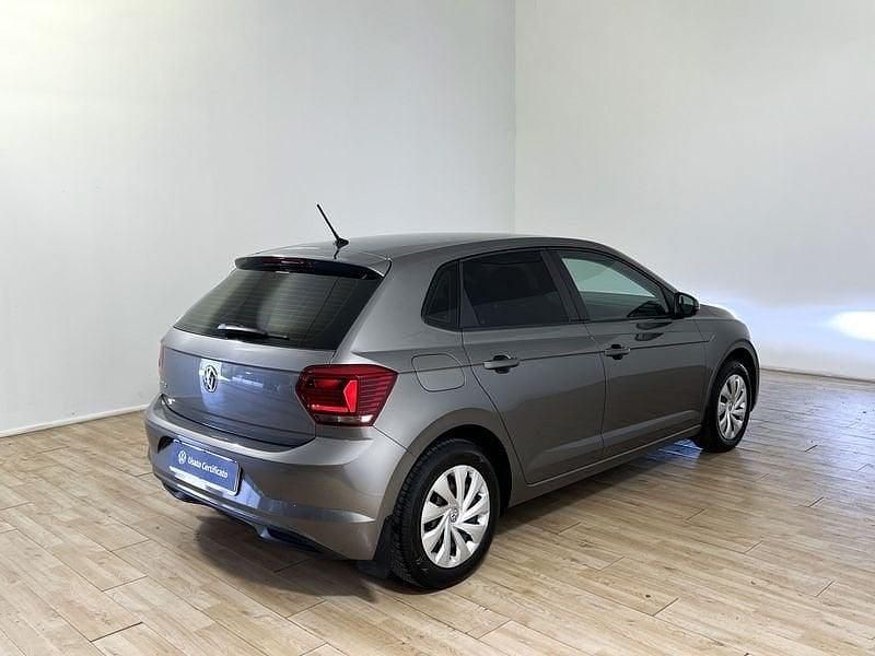 Usata VW Polo Trendline 80 CV (58 kW) 2018 Limestone grey Utilitaria