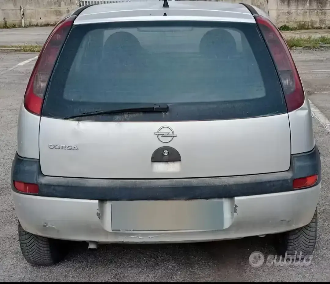 Usata Opel Corsa 75 CV (55 kW) 2003 Grigio Utilitaria