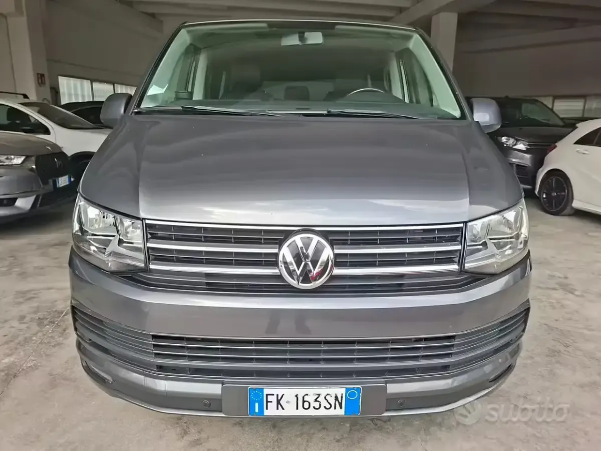 Occasion VW Caravelle 150 ch (110 kW) 2017 Gris Van