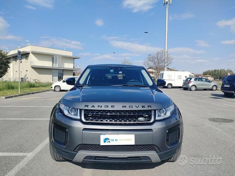 Usata Land Rover Range Rover evoque SE 150 CV (110 kW) 2019 Grigio SUV