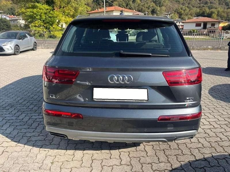 Usata Audi Q7 S-line plus 272 CV (200 kW) 2018 Grigio SUV