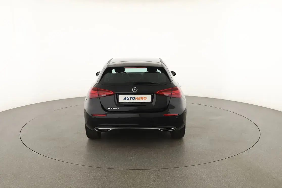 Usata Mercedes A250 Premium 218 CV (160 kW) 2023 Nero Berlina